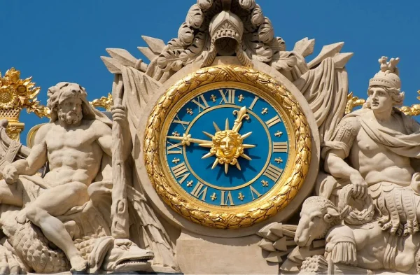 versailles gold clock