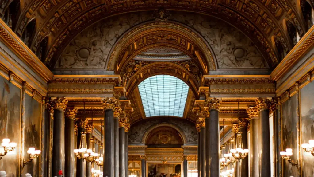 Visit to the Gallery of the Battles in the Palace of Versailles